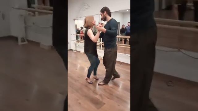 Резюме урока В Коте Студії. (2023-01-16). Танго в Києві @SergLit. смотреть онлайн