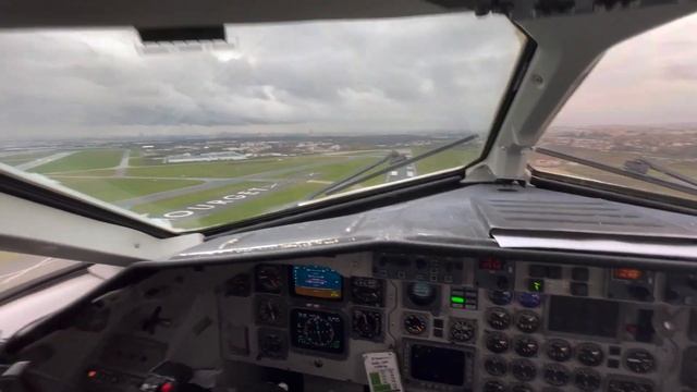 SAAB 340 Taking off from Paris-Le Bourget Airport FRANCE смотреть онлайн