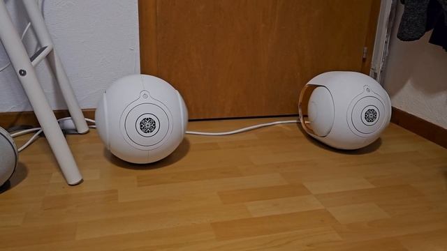 Double devialet phantom 1 108 db bass test 2 смотреть онлайн