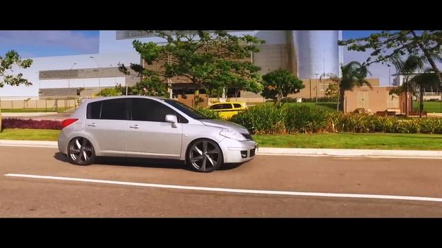 BB Garage | Nissan Tiida | Aro 20