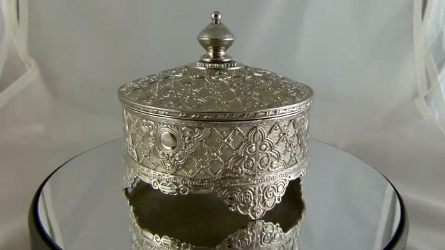 СЕРЕБРЯНАЯ ШКАТУЛКА ДЛЯ УКРАШЕНИЙ. Англия. смотреть онлайн