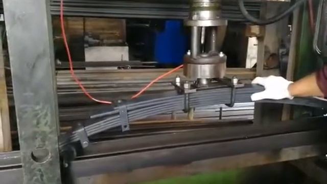 Усиленная рессора HYUNDAI PORTER смотреть онлайн