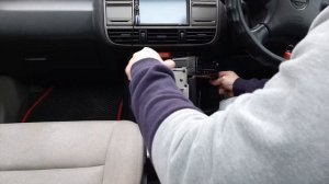 Nissan x-trail t30 Замена ламп подсветки модуля климатконтроля.