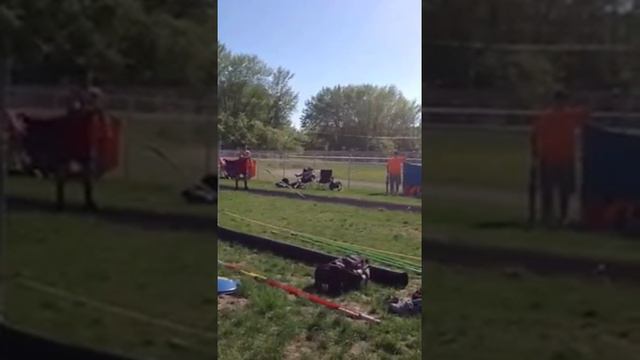 Jeffrey pole vaults 12 feet 6 inches смотреть онлайн