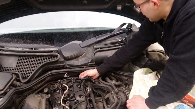 ПОЧЕМУ ГЛОХНЕТ И НЕ ЗАВОДИТСЯ ВАШ МЕРСЕДЕС?