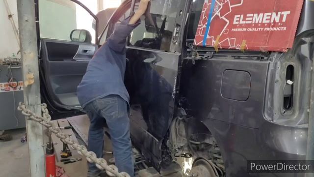 Toyota Noah ремонт арки крыла / Замена двери смотреть онлайн