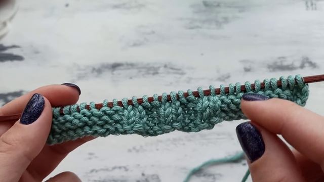 Красивый, простой узор спицами для вязания шапок, шарфов, свитеров, кардиганов смотреть онлайн