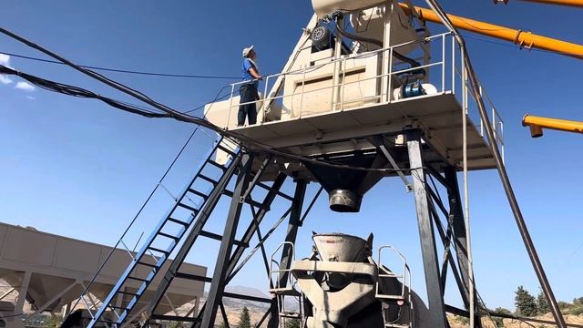 Бетонный завод 50куб в час производится бетон в Узбекистане БСУ РБУ смотреть онлайн