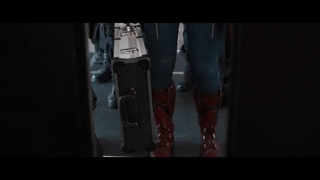 Iron Man Cap & AntMan Back To Past Scene Hindi Back To 2012 Avengers Endgame Movie Clip 4K HD смотреть онлайн