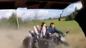 Трое на мотоцикле, потеряли водителя