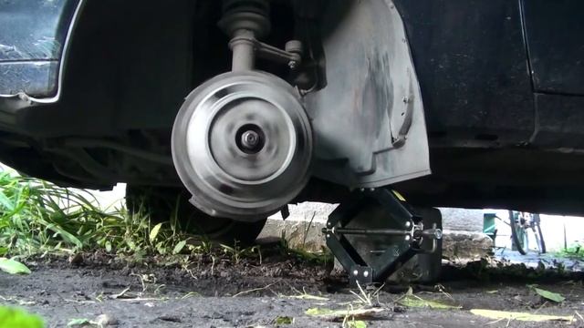Как снять прикипевший тормозной барабан смотреть онлайн