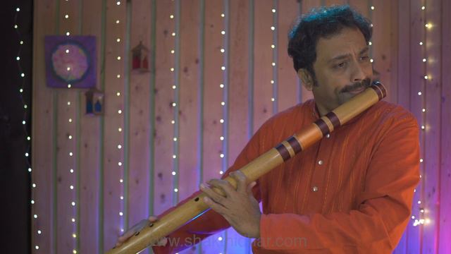 Morning Meditation with Divine Sound of the #Bass Shank #bansuri Shaktidhar | Raga Basant Mukhari | смотреть онлайн