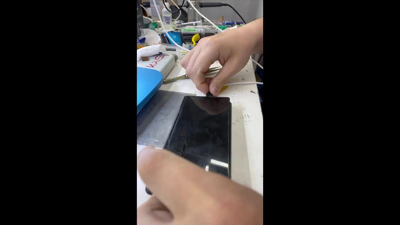 Восстановление порванного шлейфа дисплей Google Pixel 6 смотреть онлайн