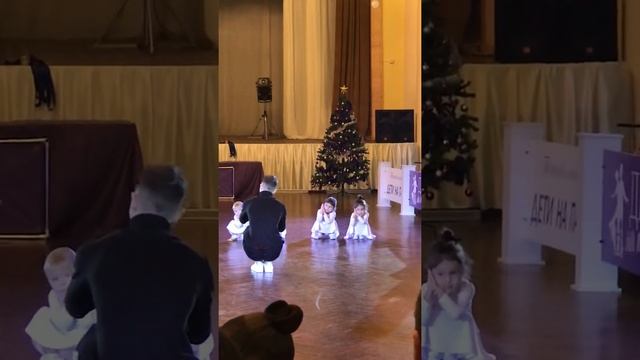 Выступление Софи!!! «Дети на Паркете» смотреть онлайн