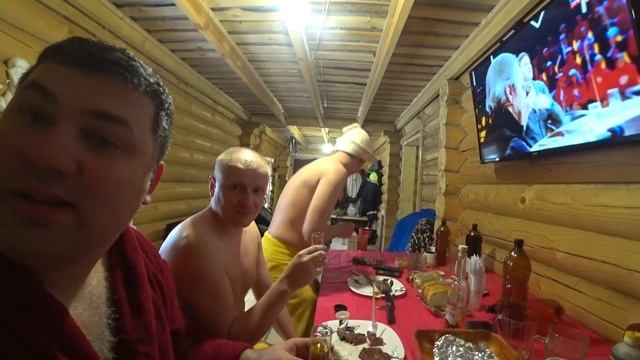 Грильзона: Мраморная говядина и свиные колбаски на O-Grill смотреть онлайн
