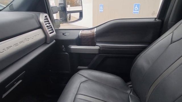 2017 FORD F450 PLATINUM DRW #19484 смотреть онлайн