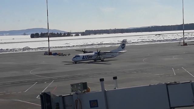 Аэропорт Курумоч Самара 19 марта 2019 г. ATR -72. смотреть онлайн
