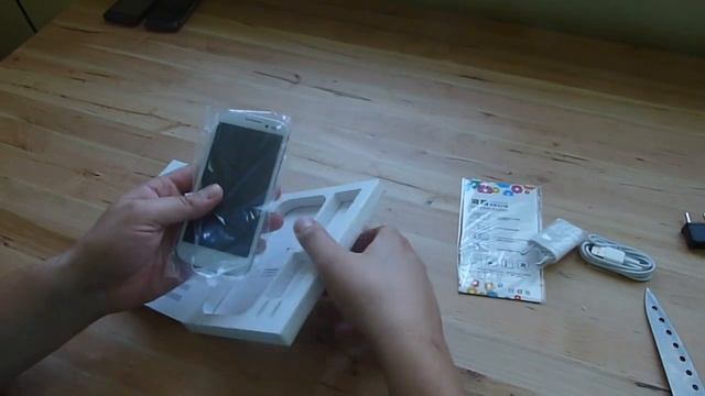 Quick unboxing of UMI X2 1.2Ghz 2GB/32GB from GizChina Giveaway смотреть онлайн
