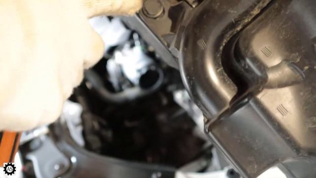 Полная разборка резонатора корпуса воздушного фильтра Мазда 6 смотреть онлайн