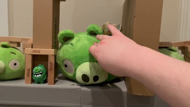 JHP’s Angry Birds Plush Battle! 🤩 смотреть онлайн