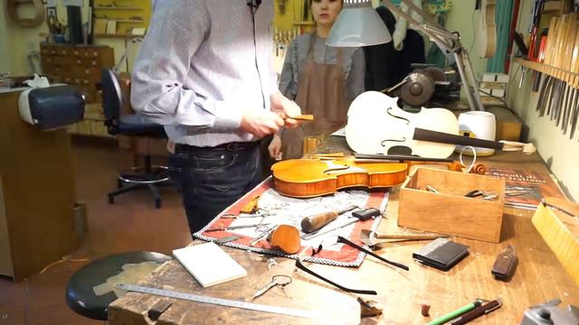 Ep. 18: Adjusting the Tailpiece