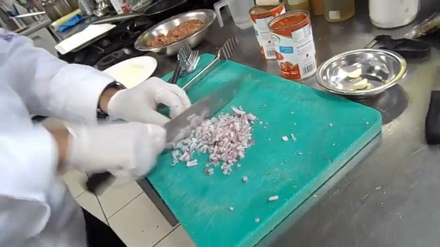 ΣΟΥΤΖΟΥΚΑΚΙΑ ΣΜΥΡΝΕΪΚΑ By Makis Nasos In DATA SCHOOL