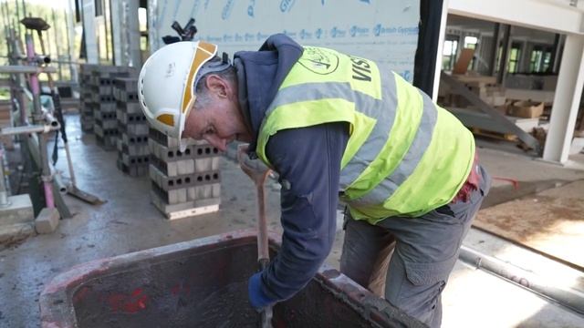 The Role of a Bricklayer смотреть онлайн