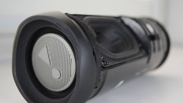 Колонка JBL FLIP 5 LFM 60% Bass Test РЕАКЦИЯ НА ПЕСНИ ОКЕЙ смотреть онлайн