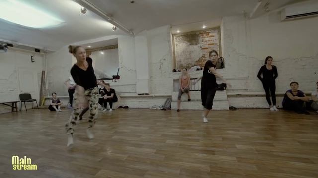 На занятии у Сергея Провоторова | Contemporary/Jazz Modern | 19/09/15 смотреть онлайн