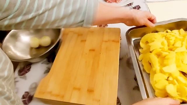 Пирог с картошкой и фаршем на скорую руку/ Закупки для посылки смотреть онлайн
