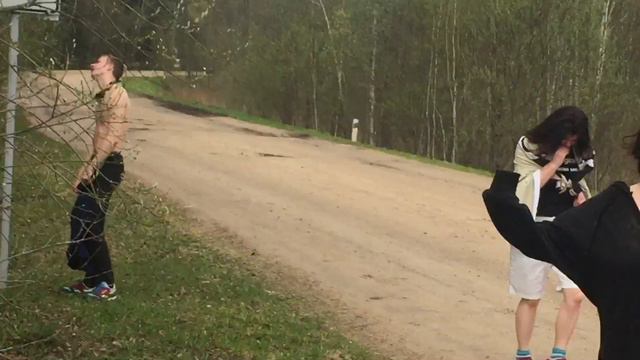 Городская приехала в село к подругам и там .... смотреть до конца (ее лицо удивило всех) смотреть онлайн
