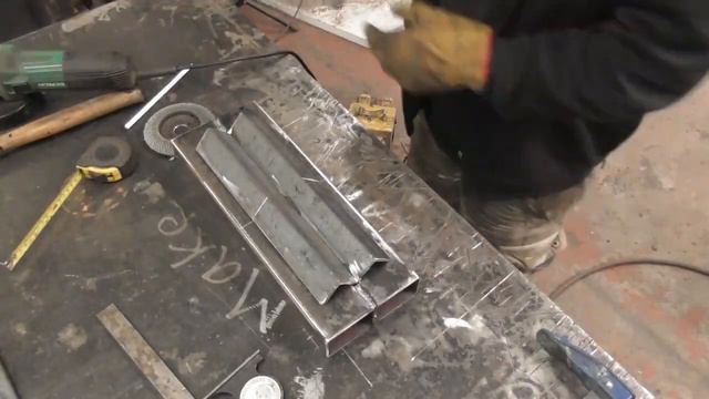 Amazing Home Made Press Brake (for under £10) смотреть онлайн