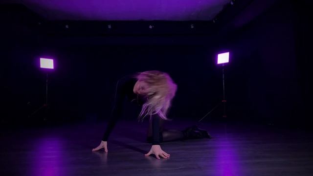Масловская Ирина. Стрип пластика. Strip dance. смотреть онлайн