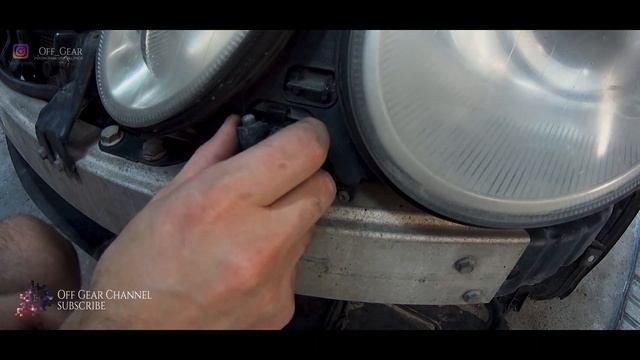 Искажение света после пленки | Восстановление фар лаком Mercedes 211 #лак #OffGear #Фары смотреть онлайн