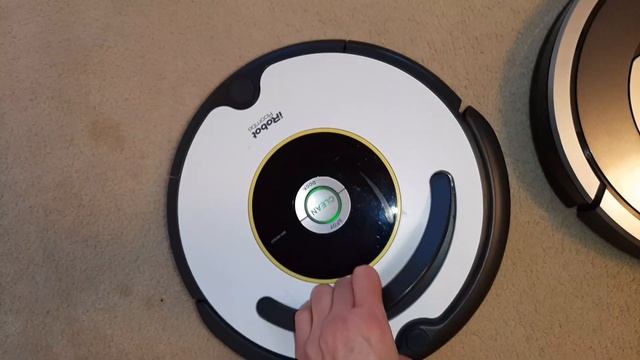 RoboVac Party#2: Roomba, Samsung, Xiaomi | lot of glitter ✨ mess ? смотреть онлайн
