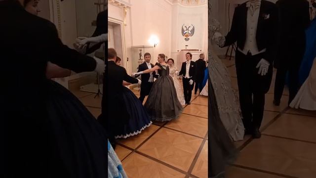 Бал Открытие в усадьбе Разумовского, 02.09.2023. Шоттиш-котильон. Сообщество Assemblés (Ассамбле) смотреть онлайн