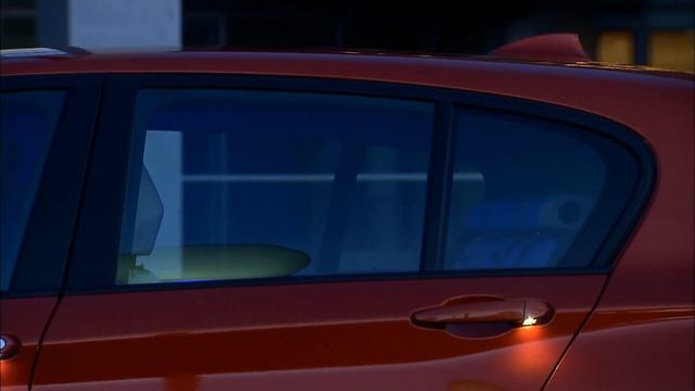 New BMW 1 Series - Interior / Design & Driving [HD]