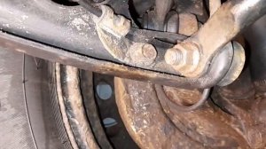 Замена задних стоек стабилизатора Хёндэ Элантра 4.