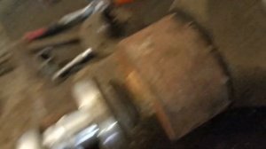 самодельный съёмник ступечного подшипника Мерседес Вито 638