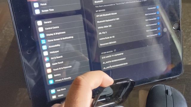 Connect Hp 240 mouse and Bluetooth tws (realme) simultaneously with Apple iPad,yes it's working 99G смотреть онлайн