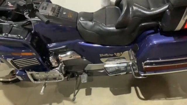 1988 Honda Gold Wing GL 1500 смотреть онлайн