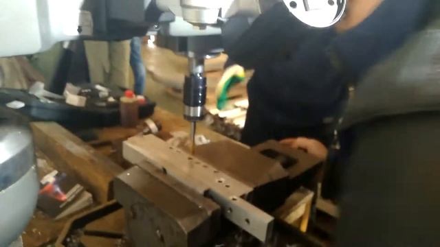 Сверление трением - сухая накатка резьбы, сверление трением замена шпильки с резьбой, приварка гайк смотреть онлайн