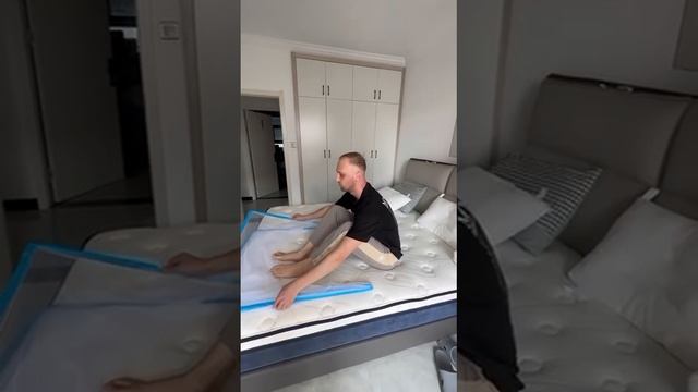 Shut up and take my money! смотреть онлайн