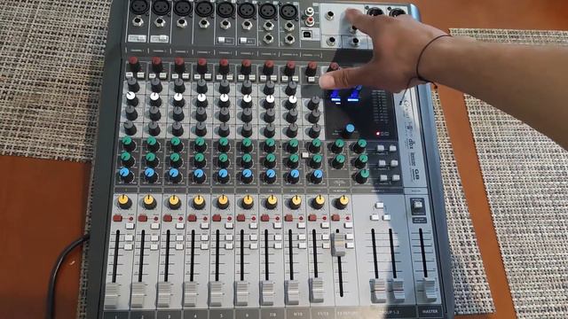 REVIEW SIGNATURE 12 MTK: Consola Análoga Multitrack de Soundcraft смотреть онлайн