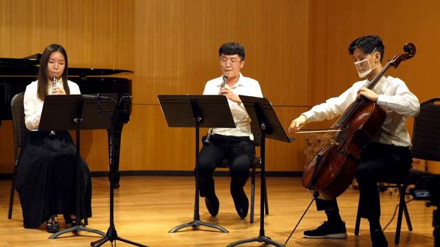 My Favorite Things смотреть онлайн