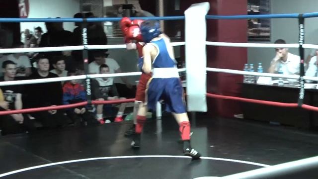 Бокс. Валеев Карим (Набережные Челны) Vs Бормотов Артем (Альметьевск) смотреть онлайн