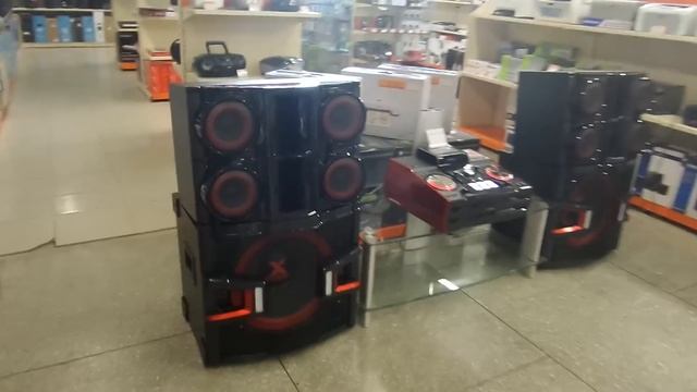 Сверхмощная Hi Fi LG X-Boom PRO CM9940 с диджейскими эффектами. смотреть онлайн