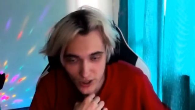 ОНА СТЕРЛА ОДНО МЕСТО.. АМОРАЛЬНЫЙ В ЧАТ РУЛЕТКЕ смотреть онлайн