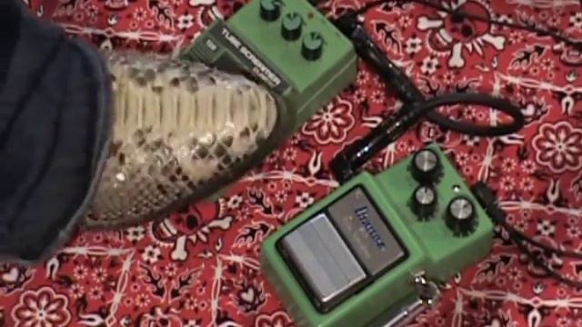Ibanez TS9 vs TS10 tubescreamer overdrive comparison guitar effect pedal demo смотреть онлайн