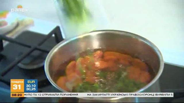 Овощной салат с рисом - Простой рецепт | Кухня холостяка смотреть онлайн